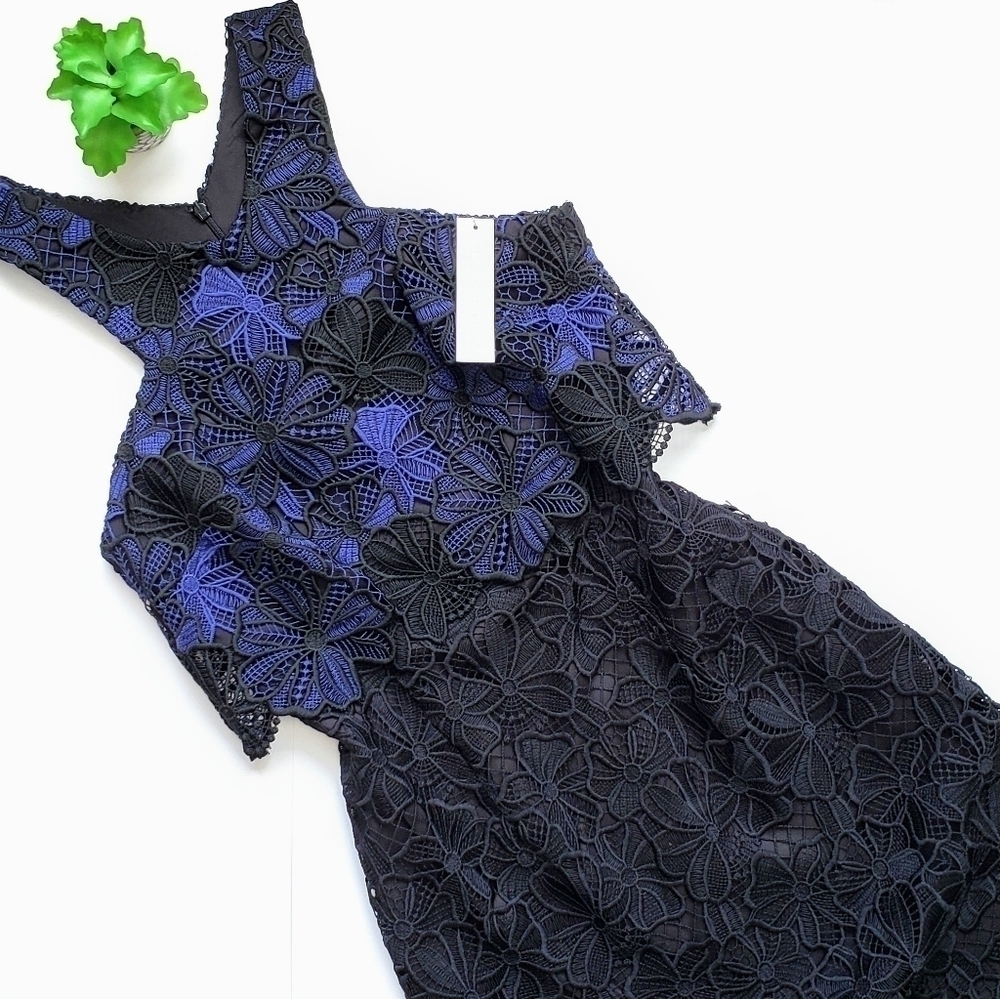 Trina Turk Miranda Blue Black Guipure Lace Sheath Cocktail Dress Size 2 New